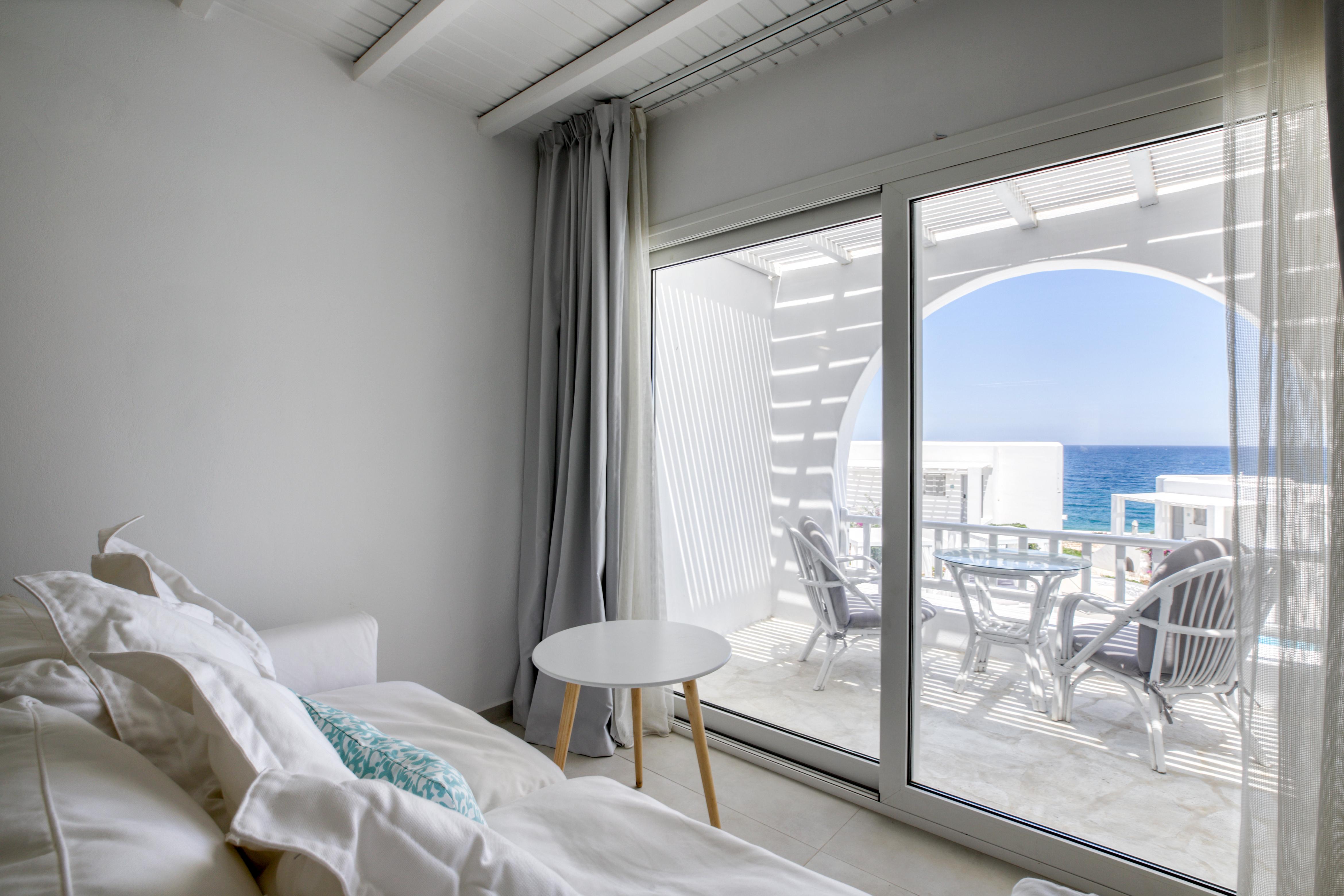 Andronis Minois Hotel Parasporos Екстериор снимка