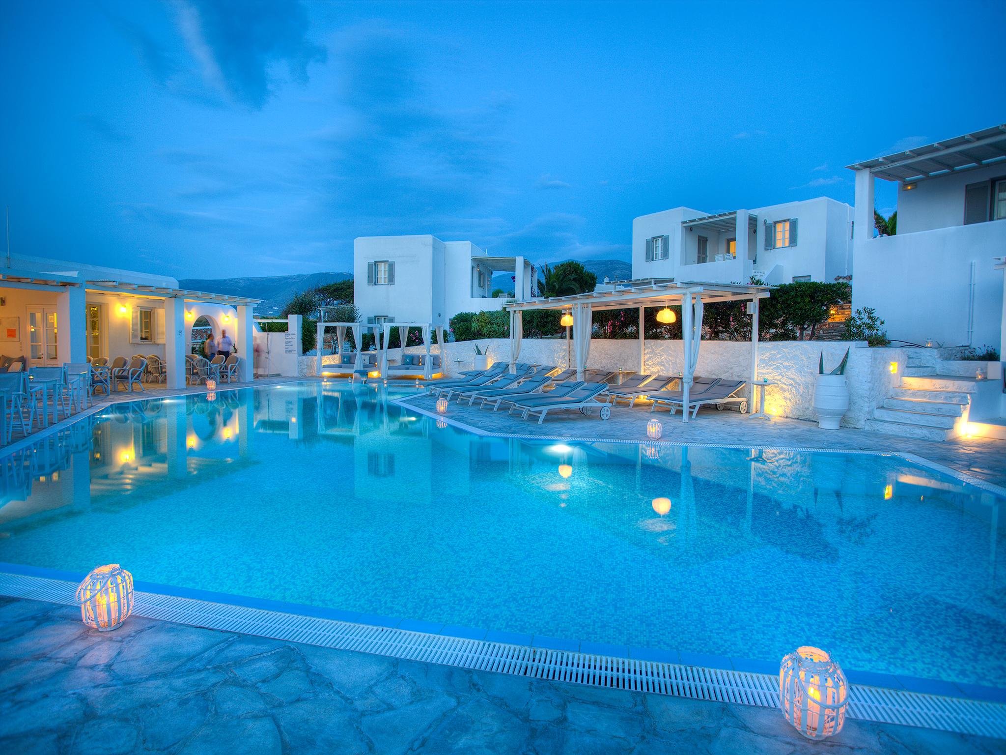 Andronis Minois Hotel Parasporos Екстериор снимка