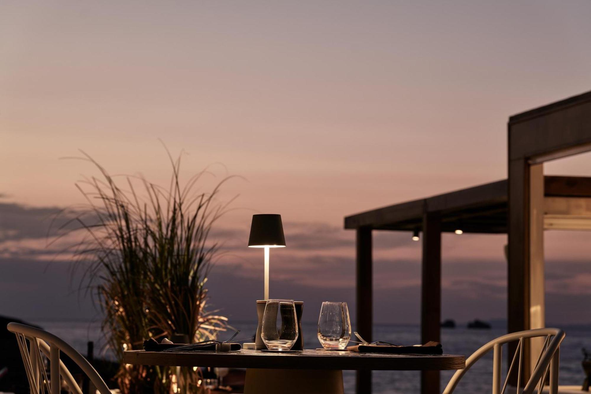 Andronis Minois Hotel Parasporos Екстериор снимка