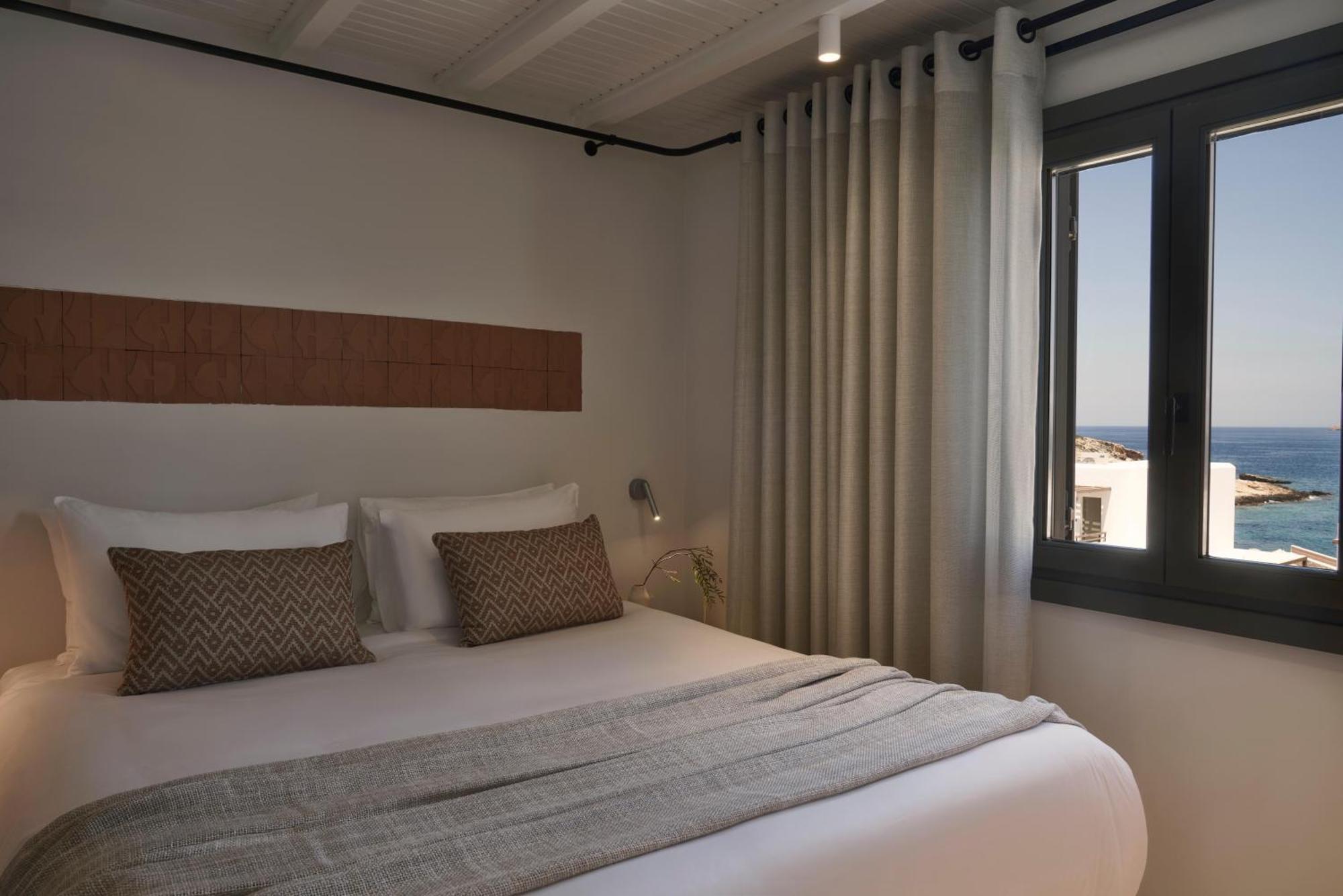 Andronis Minois Hotel Parasporos Екстериор снимка