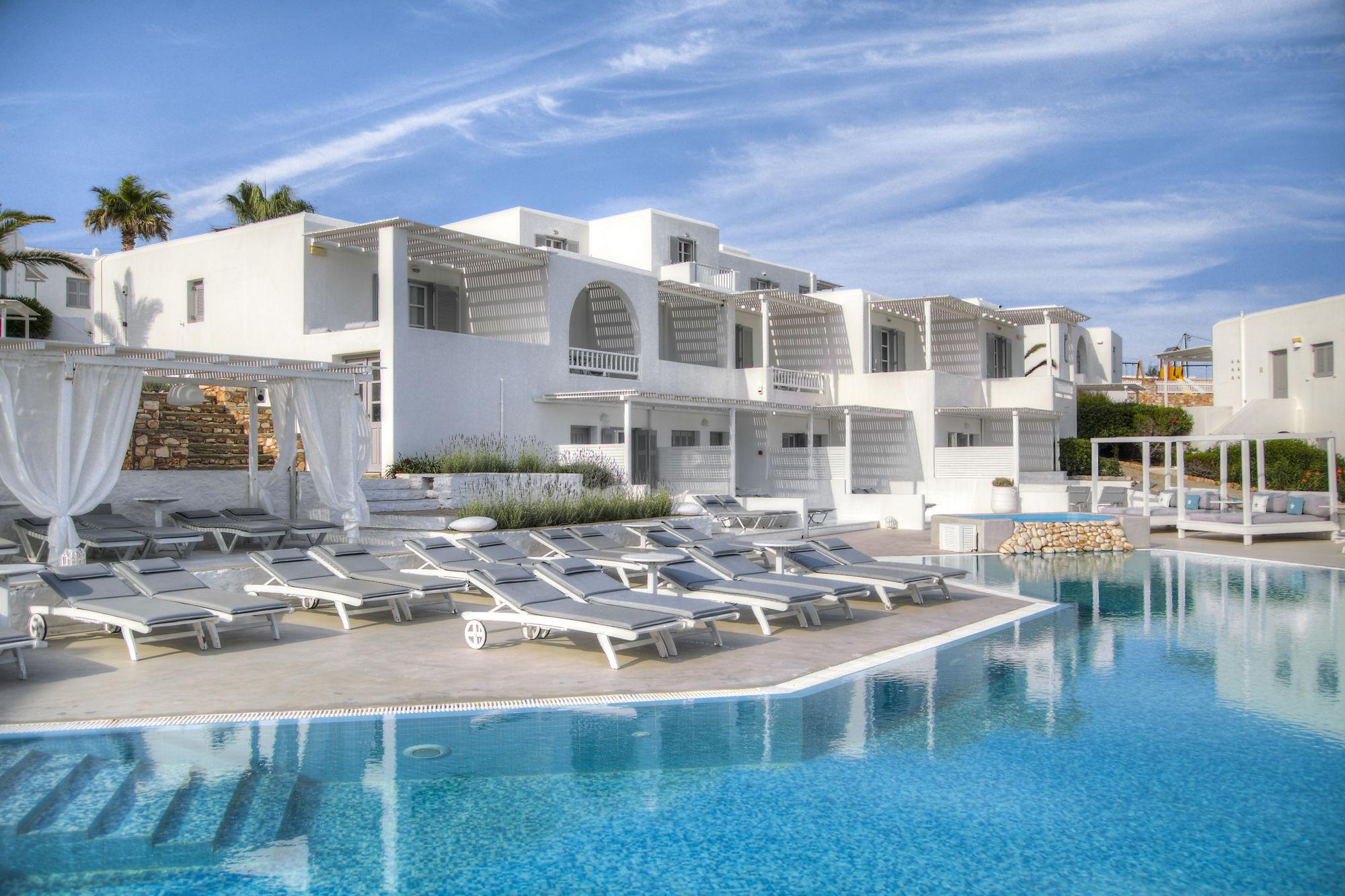 Andronis Minois Hotel Parasporos Екстериор снимка